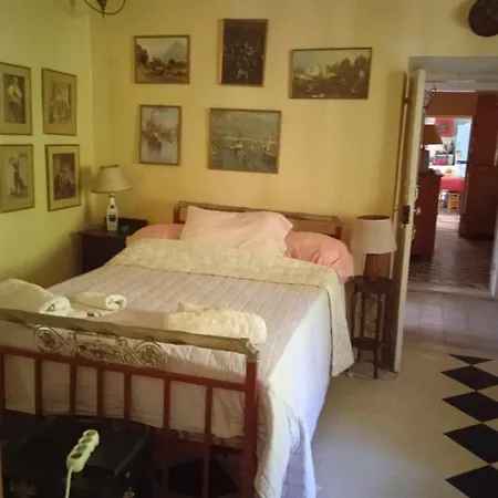 בית נופש Alikis Old 1875 House Varres Bohali *